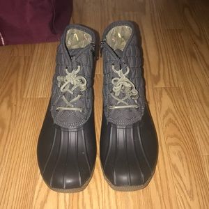 Sperry Quilted boots